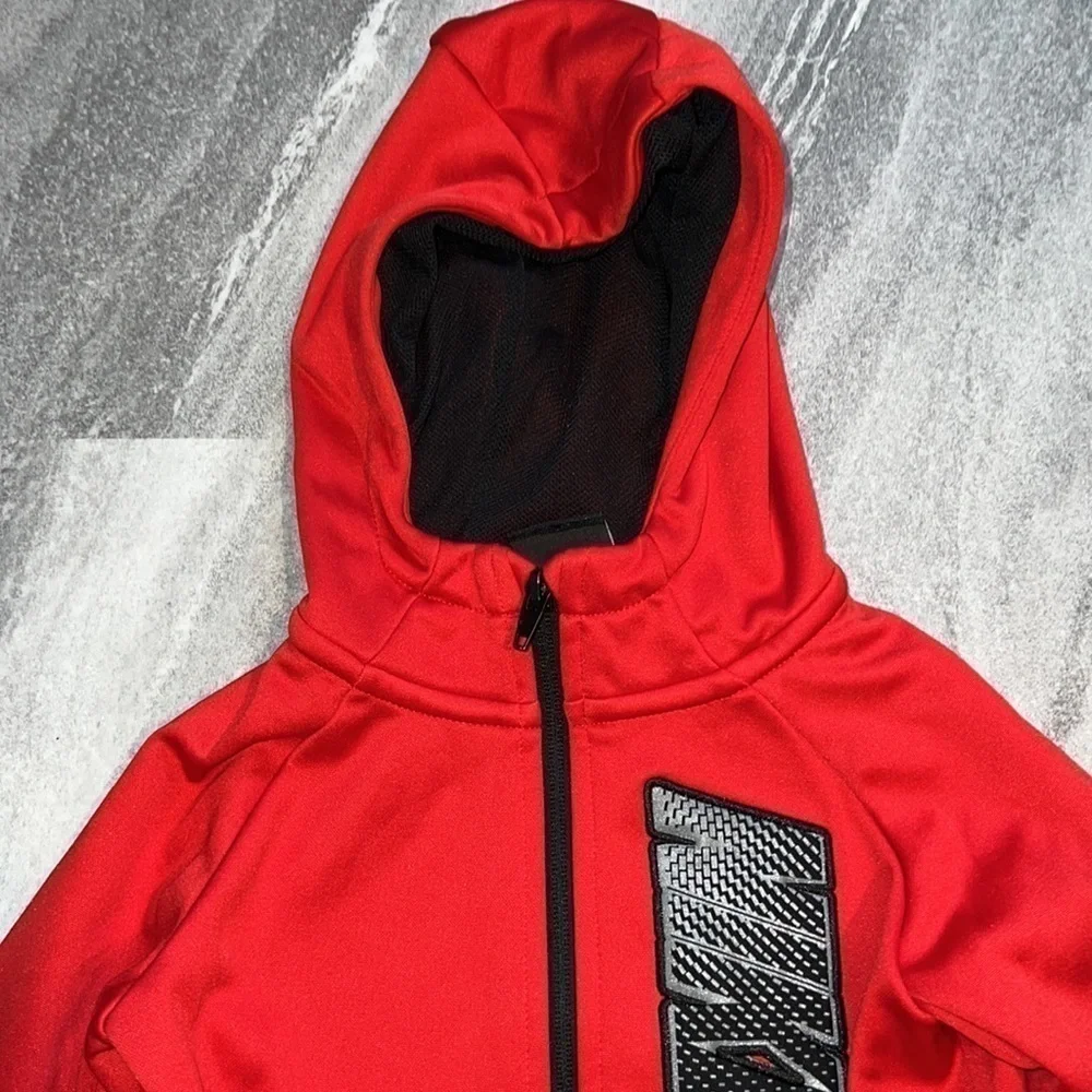 Red Nike zip up hoodie‎ size 3T Dri Fit, used excellent condition unisex